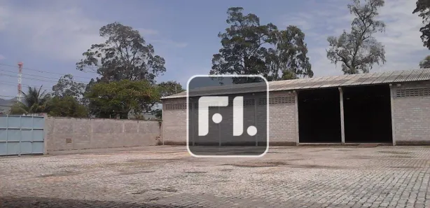 Galpão / Depósito / Armazém para alugar, 900m² no BNH, Mesquita
