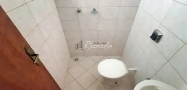 Casa com 3 Quartos para alugar, 100m² no Parque Siomara, Arapongas