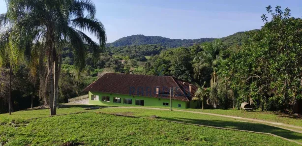 Fazenda / Sítio / Chácara com 10 Quartos à venda, 193600m² no , Antonina