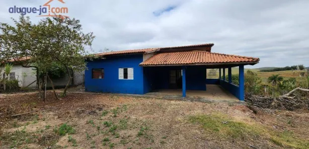 Fazenda / Sítio / Chácara com 3 Quartos à venda, 95m² no Chácara Marambaia, Caçapava
