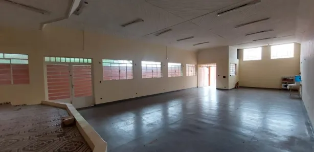 Loja / Salão / Ponto Comercial à venda, 216m² no Mogi Moderno, Mogi das Cruzes