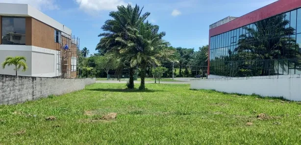 Terreno / Lote / Condomínio à venda, 700m² no Alphaville (Abrantes), Camaçari