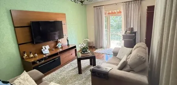 Sobrado com 3 Quartos à venda, 200m² no Jardim Vitória, Poços de Caldas