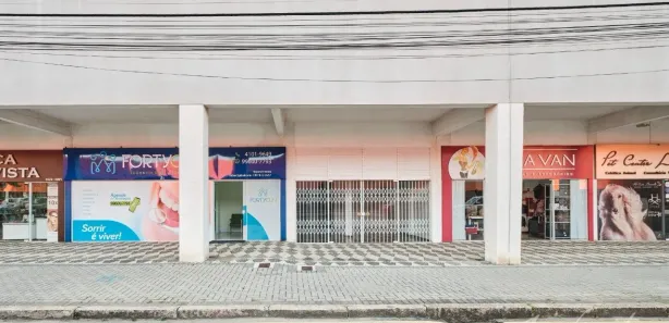 Conjunto Comercial / Sala para alugar, 37m² no Bacacheri, Curitiba