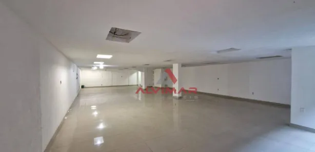 Loja / Salão / Ponto Comercial à venda, 180m² no Aterrado, Volta Redonda