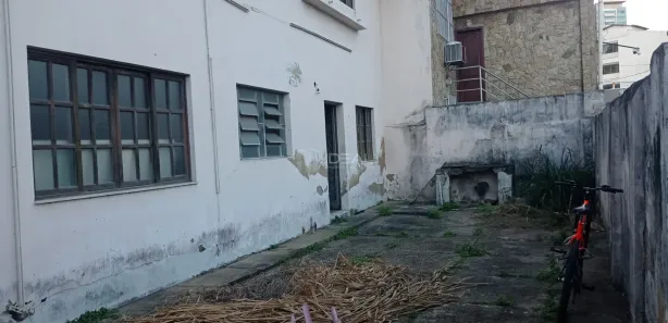 Casa Comercial com 4 Quartos para venda ou aluguel, 262m² no Parque Tamandaré, Campos dos Goytacazes