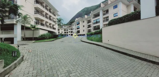 Cobertura com 3 Quartos para alugar, 173m² no Itaipava, Petrópolis
