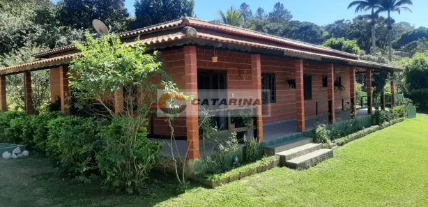 Fazenda / Sítio / Chácara com 5 Quartos à venda, 3800m² no , Mairinque