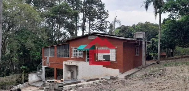 Fazenda / Sítio / Chácara com 3 Quartos à venda, 4000m² no , Mairinque