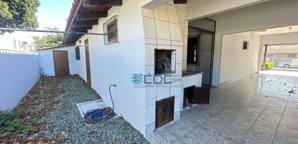 Casa com 4 Quartos à venda, 170m² no Armação, Penha