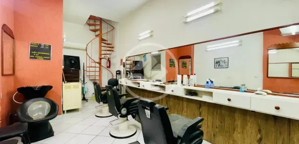 Loja / Salão / Ponto Comercial à venda, 33m² no Várzea, Teresópolis