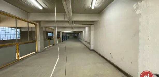 Loja / Salão / Ponto Comercial à venda, 760m² no , Betim