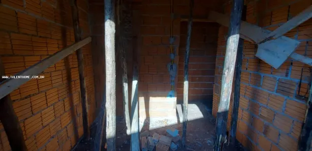 Casa com 3 Quartos à venda, 90m² no Brasília, Londrina