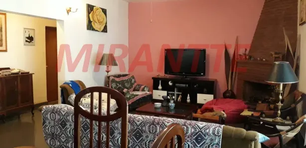 Fazenda / Sítio / Chácara com 11 Quartos à venda, 500m² no Chácara Cuiabá, Itaquaquecetuba