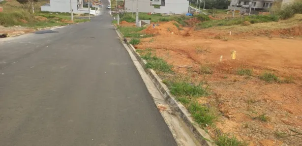 Terreno / Lote / Condomínio à venda, 140m² no , Araçariguama