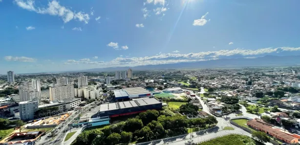 Apartamento com 3 Quartos para alugar, 114m² no Vila Edmundo, Taubaté