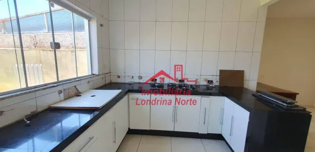 Casa com 2 Quartos para alugar, 80m² no Jardim ltaparica, Londrina