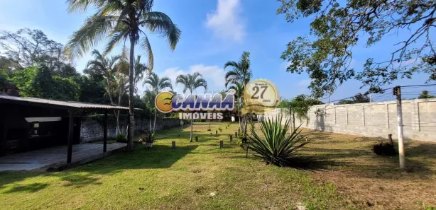 Fazenda / Sítio / Chácara com 5 Quartos à venda, 195m² no , Mongaguá