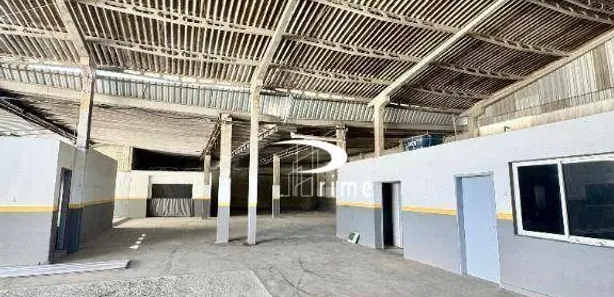 Galpão / Depósito / Armazém para alugar, 600m² no Itaipu, Niterói