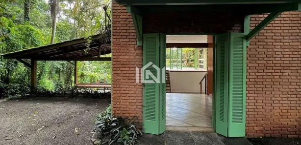 Fazenda / Sítio / Chácara com 6 Quartos para venda ou aluguel, 271m² no Taboleiro Verde, Cotia