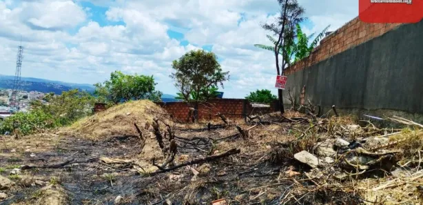 Terreno / Lote / Condomínio à venda, 360m² no São Damião, Vespasiano