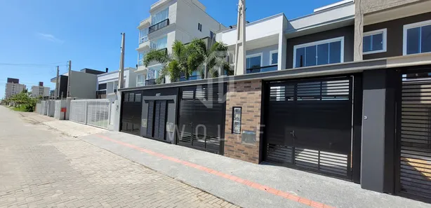 Sobrado com 2 Quartos à venda, 75m² no Itacolomi, Balneário Piçarras