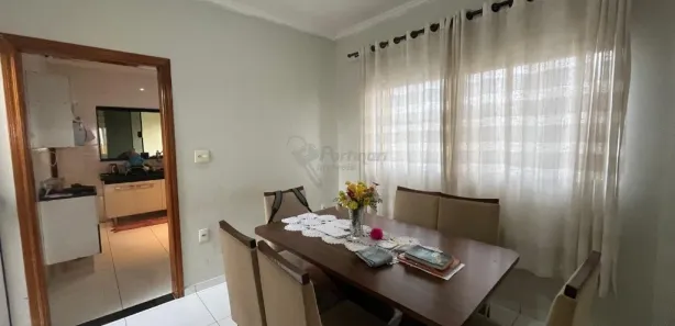 Casa com 3 Quartos para alugar, 162m² no Parque Residencial Santa Eulália, Limeira