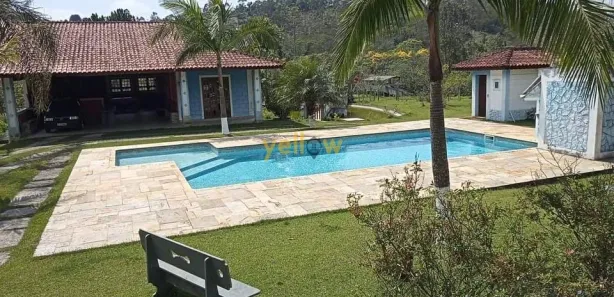 Fazenda / Sítio / Chácara com 4 Quartos à venda, 20000m² no Água Branca, Igaratá