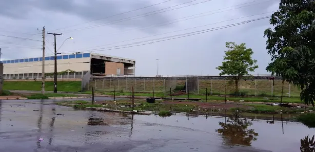Prédio Inteiro à venda, 100m² no Ceilândia Norte, Brasília