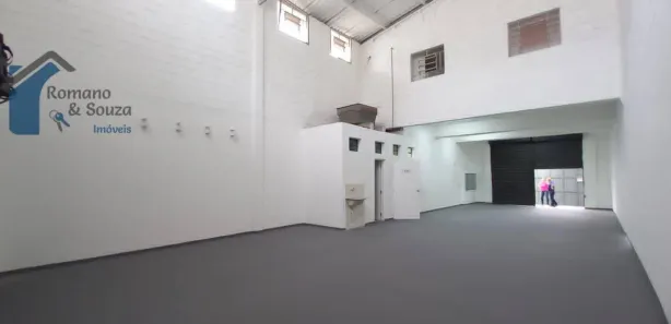 Galpão / Depósito / Armazém para alugar, 280m² no Vila Endres, Guarulhos