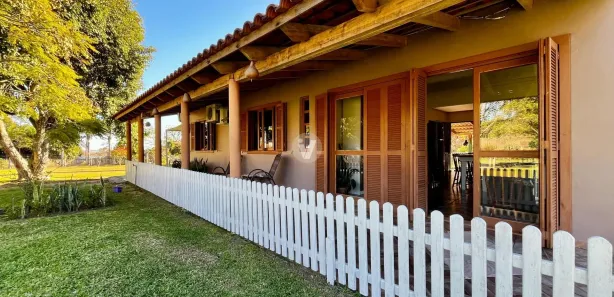 Fazenda / Sítio / Chácara com 3 Quartos à venda, 160m² no Palma, Santa Maria