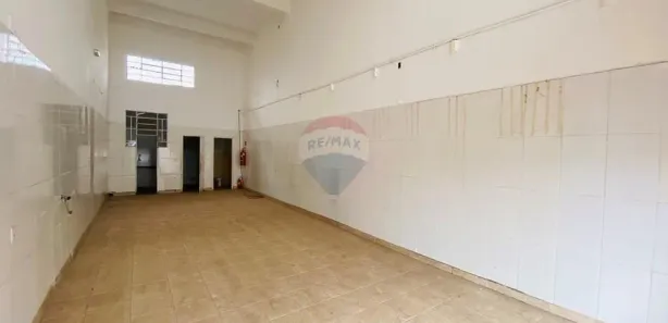 Loja / Salão / Ponto Comercial para alugar, 61m² no Centro, Atibaia