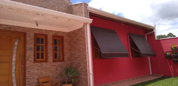 Fazenda / Sítio / Chácara com 3 Quartos à venda, 200m² no , Alambari