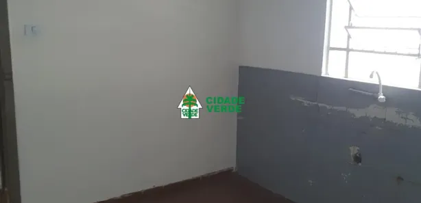 Casa com 2 Quartos para alugar, 60m² no Jardim Liberdade, Maringá