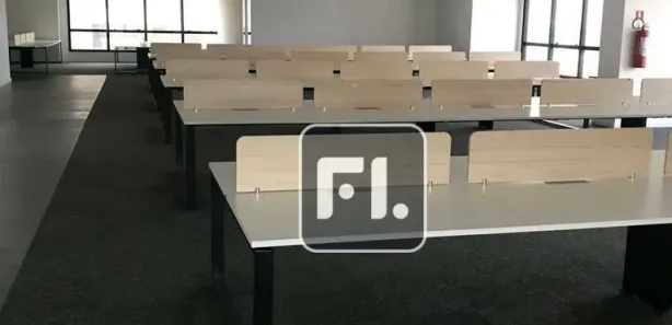 Conjunto Comercial / Sala para alugar, 1354m² no Alphaville Industrial, Barueri