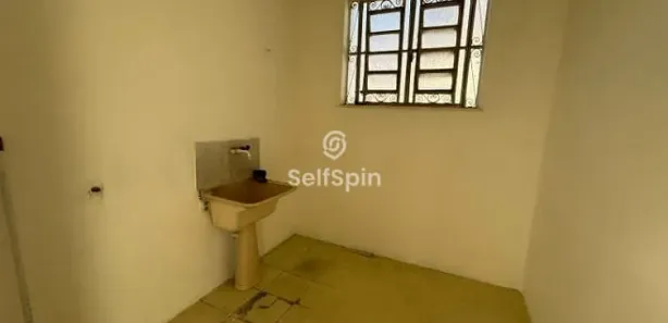 Sobrado com 2 Quartos para alugar, 10m² no Santa Rosa, Niterói