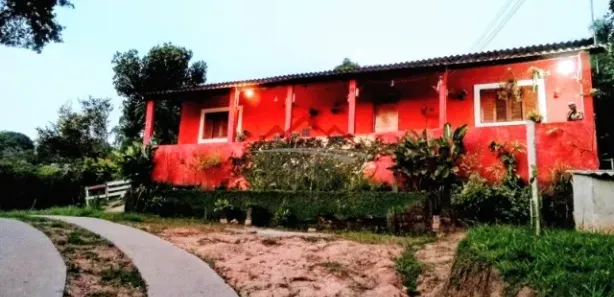 Fazenda / Sítio / Chácara com 3 Quartos à venda, 200m² no Chácara das Cascatas, Francisco Morato