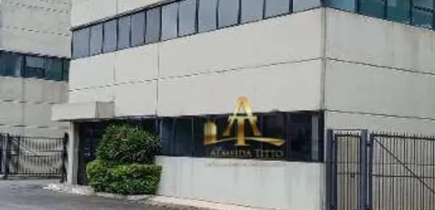 Galpão / Depósito / Armazém para alugar, 900m² no Quitaúna, Osasco