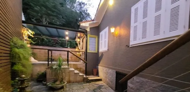 Casa com 3 Quartos à venda, 143m² no Castelanea, Petrópolis