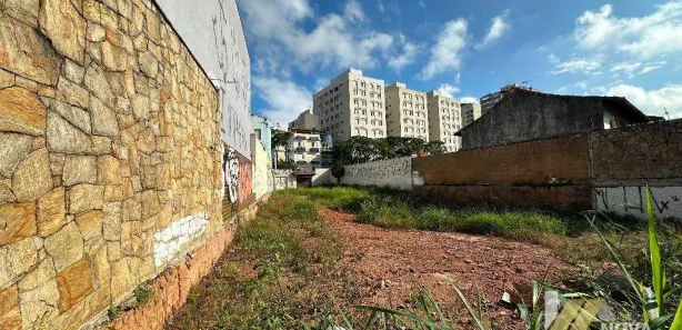 Terreno / Lote / Condomínio à venda, 628m² no Nova Petrópolis, São Bernardo do Campo