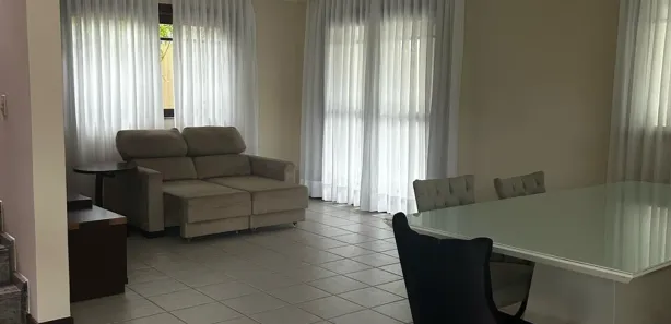 Casa de Condomínio com 4 Quartos para venda ou aluguel, 150m² no Busca Vida (Abrantes), Camaçari
