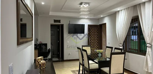 Fazenda / Sítio / Chácara com 4 Quartos para venda ou aluguel, 600m² no Vila Voeges, Suzano