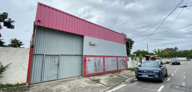 Galpão / Depósito / Armazém à venda, 360m² no Piratininga, Niterói