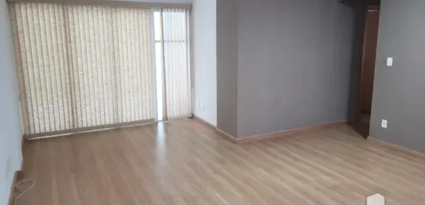 Apartamento com 3 Quartos para alugar, 100m² no Castelanea, Petrópolis
