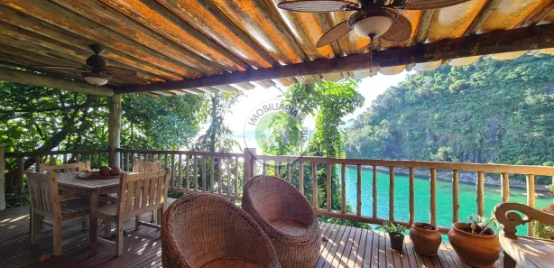 Casa de Condomínio com 4 Quartos à venda, 250m² no São Bento, Angra dos Reis