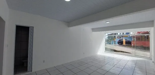 Loja / Salão / Ponto Comercial para alugar, 51m² no João Paulo, Florianópolis