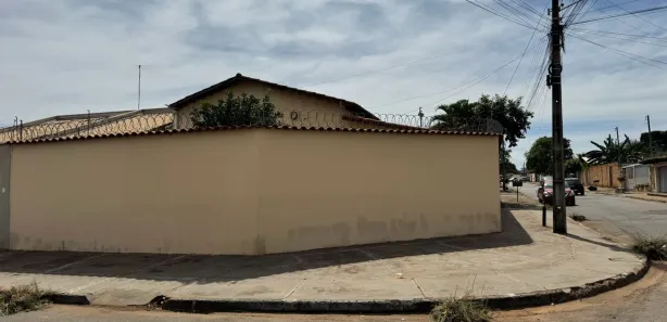 Casa com 2 Quartos à venda, 411m² no Jardim Rosa do Sul, Aparecida de Goiânia