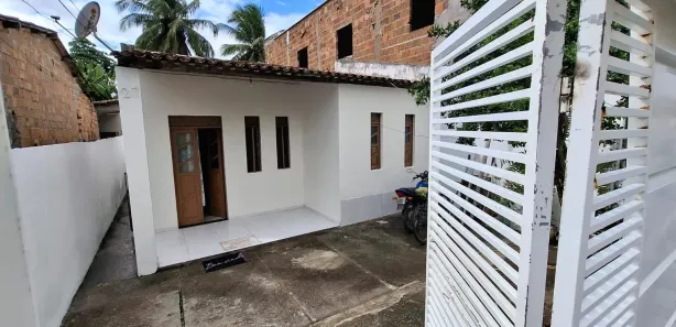 Casa com 2 Quartos para alugar, 120m² no Mangabeira, Feira de Santana