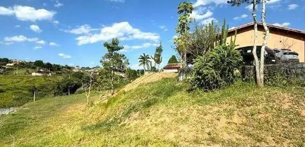 Fazenda / Sítio / Chácara com 2 Quartos para alugar, 150m² no Barreiro, Taubaté
