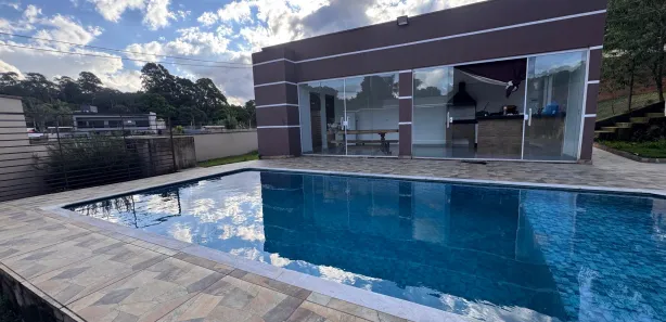 Fazenda / Sítio / Chácara com 3 Quartos à venda, 1100m² no , Mairinque